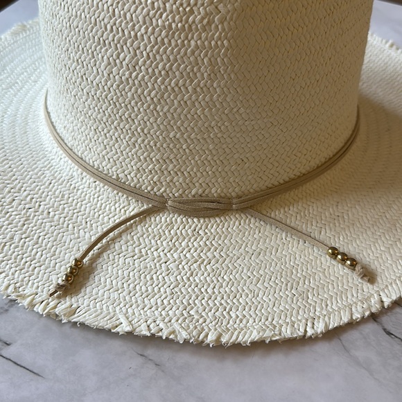 NEW Hat Attack Classic Packable Travel Hat with Fringe- Bleach - Picture 5 of 7